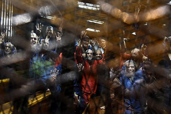 Yedi darbe karşıtı idam edildi