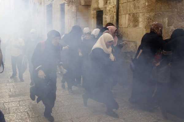 Mescid-i Aksa'daki yasak üçüncü gününde