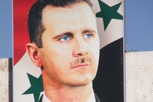 Batı mı Esed'in görevi bırakmasını istemedi?