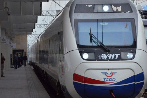 Ankara-İstanbul hattına ek sefer