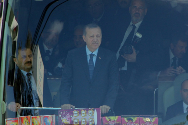 Erdoğan Manisa'da ilk kez söyledi: İdam için referanduma gidilebilir