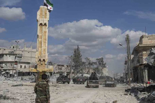 ÖSO ve Esed rejimi El Bâb'ın güneyinde çatışıyor!