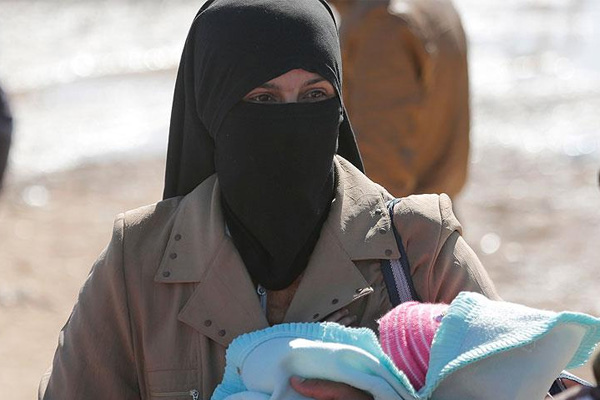 Musul'da evlerini terk edenlerin sayısı yükseliyor