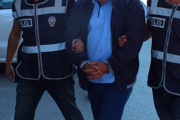 Kocaeli’de 11 öğretmen FETÖ’den gözaltında