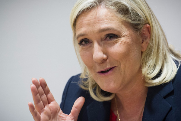 Le Pen'in dokunulmazlığı kalktı