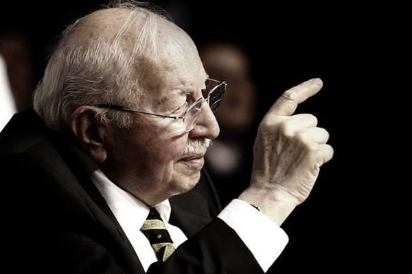 'Erbakan Hoca: Şartlara teslim olmayan lider'