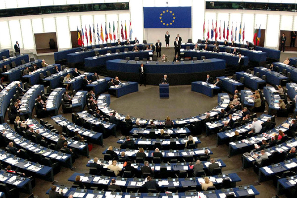 Avrupa Konseyi'nden Türkiye'ye: Referandumu erteleyin