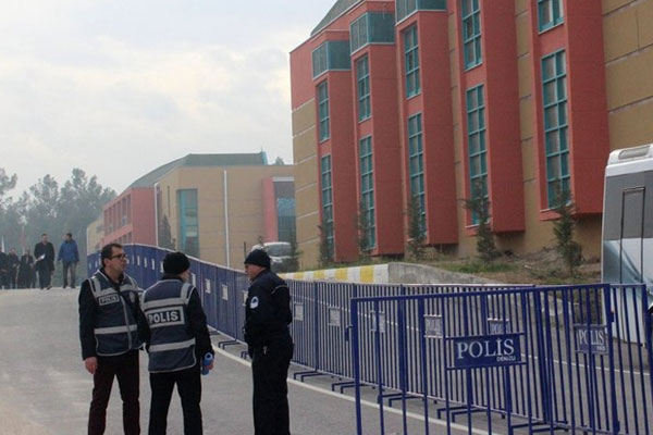 'Sorguda kaburgamı kıran asker bir ay sonra FETÖ'den tutuklandı'