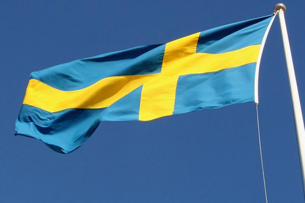 İsveç'te kadınlara zorunlu askerlik