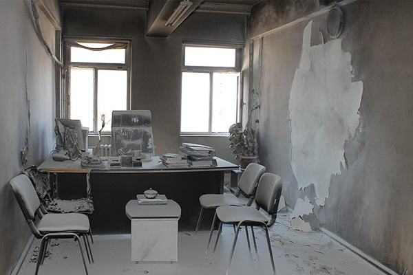 PYD, ENKS'nin bürolarını ateşe verdi