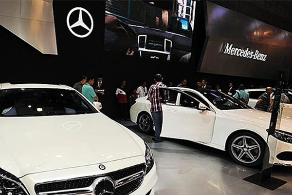 Mercedes 354 bin aracını geri çağırıyor