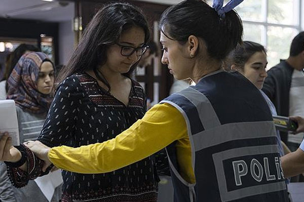 YGS adayları hangi kimlikle sınava girecek?