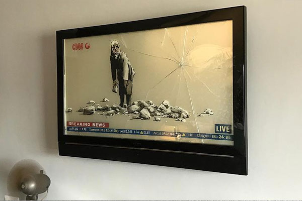 Filistin'de 'Banksy' tasarımlı otel açıldı