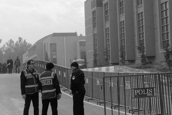 FETÖ sanıklarının inkar oyunu