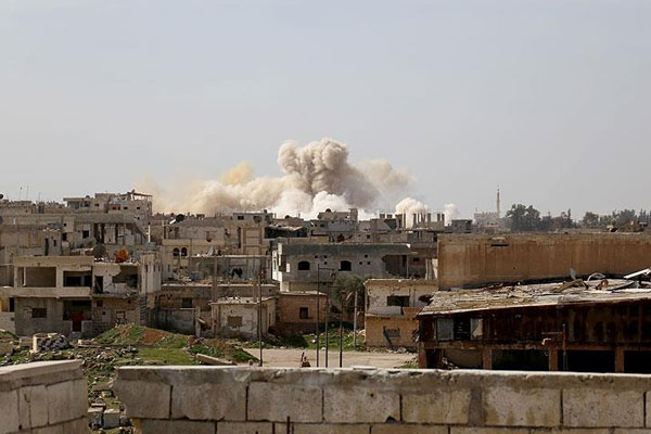 Esed rejiminden Hama'ya hava saldırısı: 10 ölü