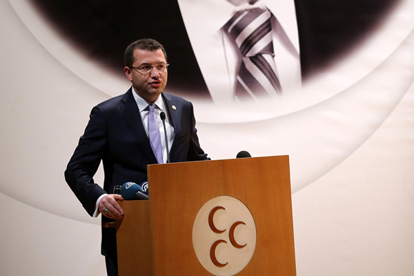 'Bu sistem ne başkanlık sistemidir ne de partili cumhurbaşkanlığı sistemidir'