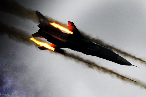 Hatay'da savaş uçağı düştü!