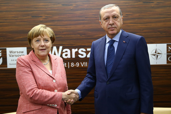 'Almanya ayağına sıkıyor'