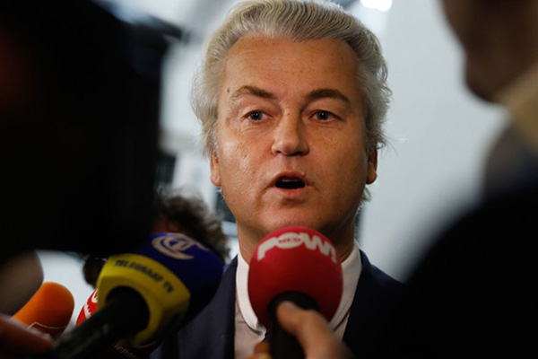 'Hitler'in Kavgam kitabı gibi Kur'an'ı da yasaklayalım'