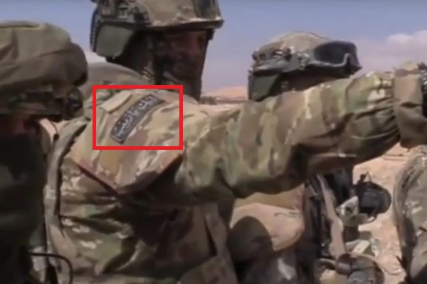 Sahadaki Rusya-İran yakınlaşması: Şii semboller içinde Rus askerleri