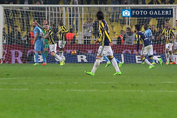 Süper Lig'de elle gol atan futbolcular