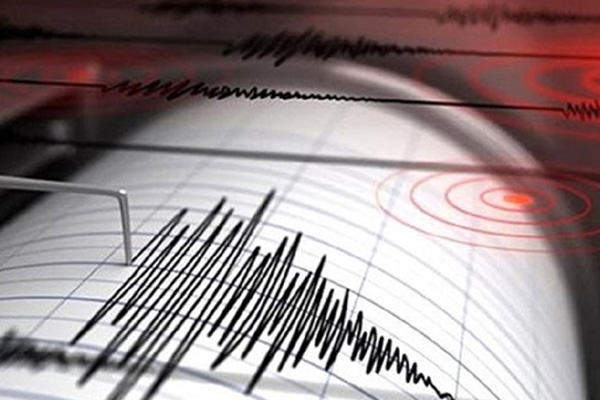 Akdeniz'de 3.2 büyüklüğünde deprem