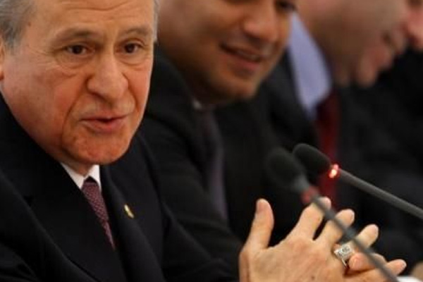 Devlet Bahçeli'nin yüzüğü dikkat çekti