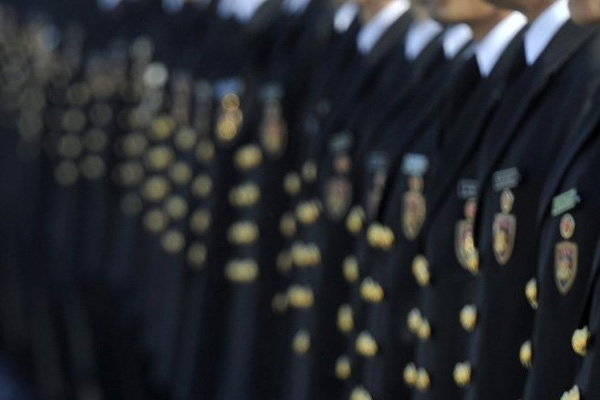 'Abiler, komutandan fazla bilgiye sahipti'