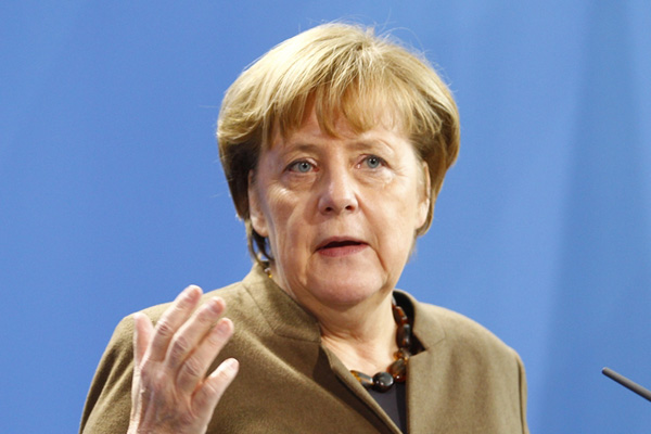 Merkel: Nazi benzetmesi üzücü...