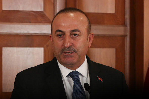 Çavuşoğlu'ndan Hollanda'ya: Gelirim!