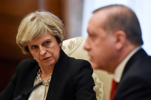 İngiliz parlamentosu: Türkiye'ye karşı sertleşelim