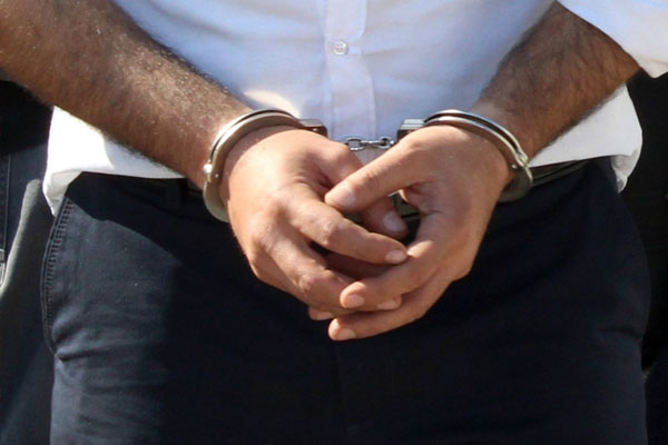 Kocaeli’nde ByLock operasyonu: 18 gözlatı