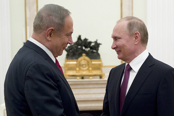Putin, Netanyahu'yu 'geçiştirdi'