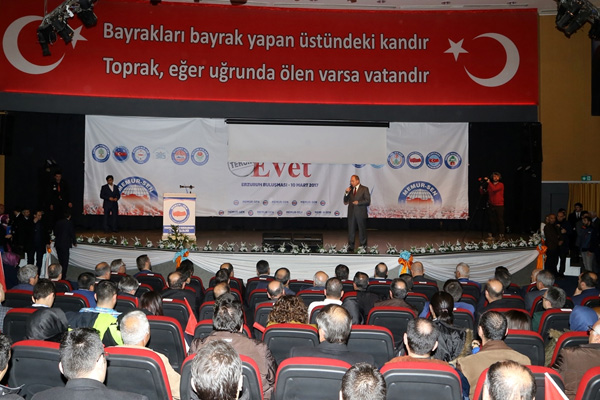 'Erbakan mezardan çıksa Saadet Partilileri döver'