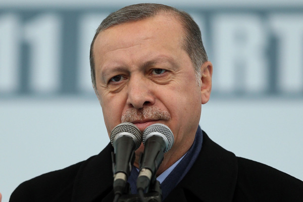 Erdoğan: Hangi Cumhurbaşkanı tarafsız olmuş?