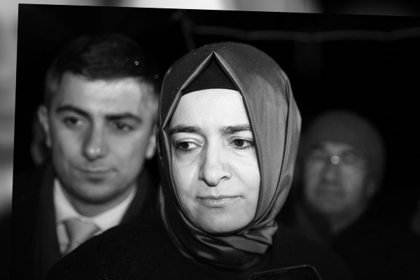 Bakan Fatma Betül Sayan Kaya sınırdışı edildi