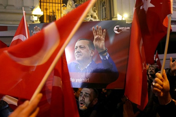 Hollanda'da kaç Türk yaşıyor?