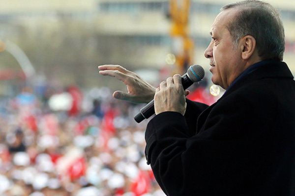 Cumhurbaşkanı Erdoğan'dan Hollanda'ya yaptırım çağrısı