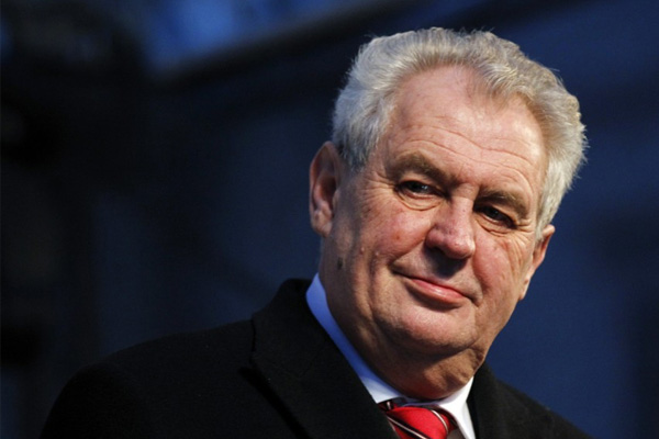 Çekya Devlet Başkanı: Trump ve Putin burada görüşebilir