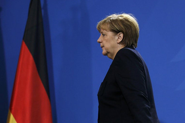 Trump-Merkel görüşmesi ertelendi