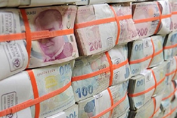 Maliye 6,8 milyar lira açık verdi