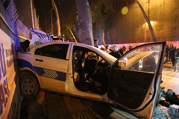 İstanbul'da kaza: 1 polis yaralı