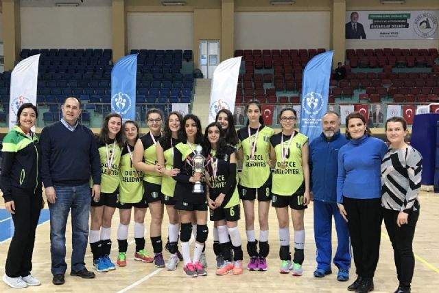 Voleybol mahalli ligi şampiyonları belli oldu