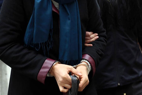 Ali Fuat Yılmazer'in kızı gözaltına alındı