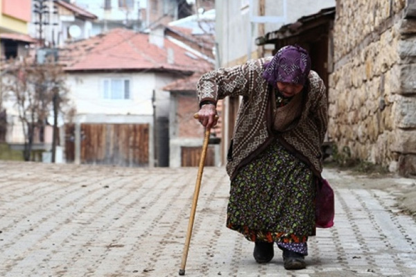 Türkiye'de yaşlı nüfus oranı artıyor