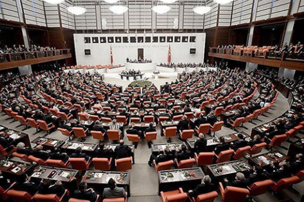 TBMM Genel Kurulu çalışmalarına ara verdi