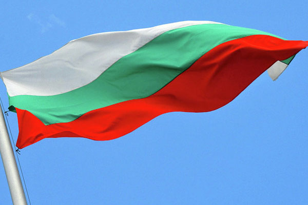 Bulgaristan bir Türk’ü sınır dışı etti