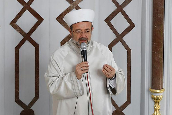 Görmez: Camilerimiz bizim özgürlük mekanlarımızdır