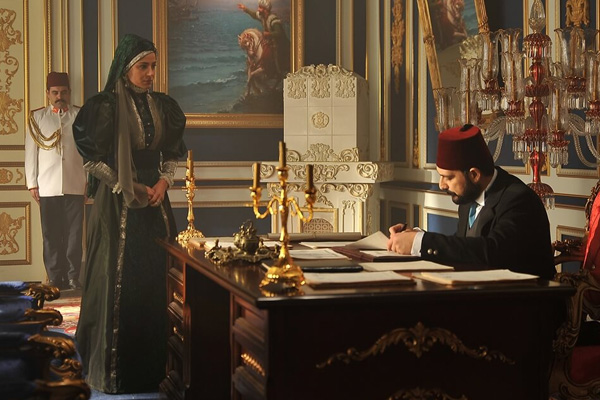 Payitaht dizisinde zehirlenen Sultan Abdülhamit ölecek mi?