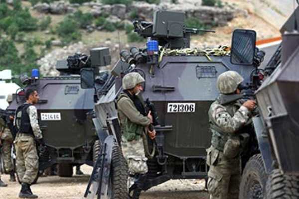 Diyarbakır'da çatışma çıktı